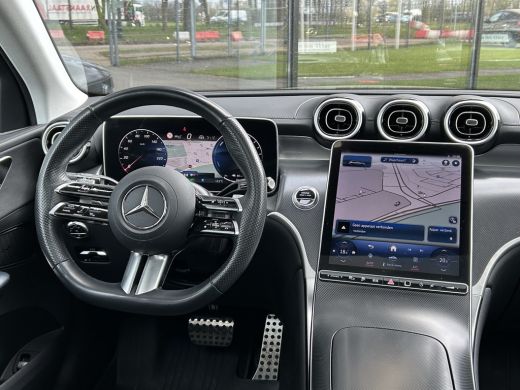 Mercedes-Benz GLC 400e 4Matic AMG 381pk // Panorama dak // Trekhaak // Rijassistentiepakket // Distronic // 360 Cam... ActivLease financial lease