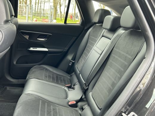 Mercedes-Benz GLC 400e 4Matic AMG 381pk // Panorama dak // Trekhaak // Rijassistentiepakket // Distronic // 360 Cam... ActivLease financial lease