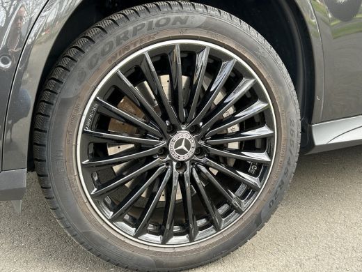 Mercedes-Benz GLC 400e 4Matic AMG 381pk // Panorama dak // Trekhaak // Rijassistentiepakket // Distronic // 360 Cam... ActivLease financial lease