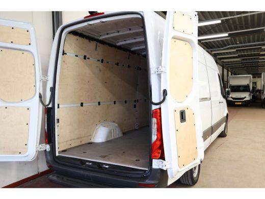Mercedes-Benz Sprinter 311 2.2 CDI L3H2 EURO 6 ActivLease financial lease