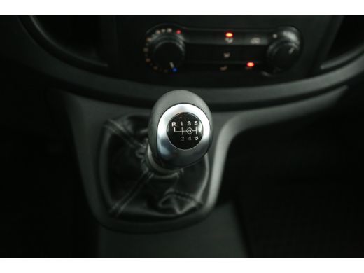 Mercedes-Benz Vito 114 CDI Extra Lang | DC | 6 Zits | Airco | Camera | Cruise | Trekhaak | Carplay ActivLease financial lease