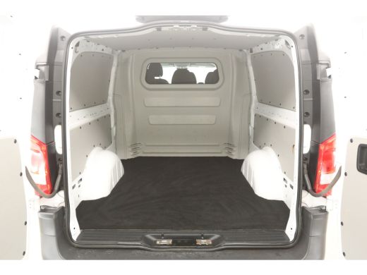 Mercedes-Benz Vito 114 CDI Extra Lang | DC | 6 Zits | Airco | Camera | Cruise | Trekhaak | Carplay ActivLease financial lease