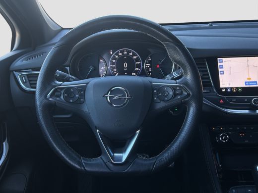 Opel Astra 1.4 Ultimate | Cruise Control | Camera | AGR Stoelen | Navi | Bluetooth | | Achteruitrijcamera | ... ActivLease financial lease