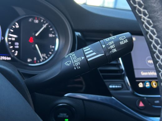 Opel Astra 1.4 Ultimate | Cruise Control | Camera | AGR Stoelen | Navi | Bluetooth | | Achteruitrijcamera | ... ActivLease financial lease