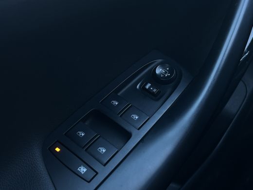 Opel Astra 1.4 Ultimate | Cruise Control | Camera | AGR Stoelen | Navi | Bluetooth | | Achteruitrijcamera | ... ActivLease financial lease