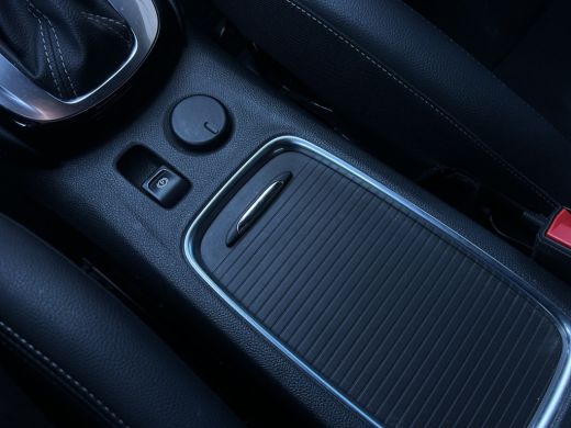 Opel Astra 1.4 Ultimate | Cruise Control | Camera | AGR Stoelen | Navi | Bluetooth | | Achteruitrijcamera | ... ActivLease financial lease