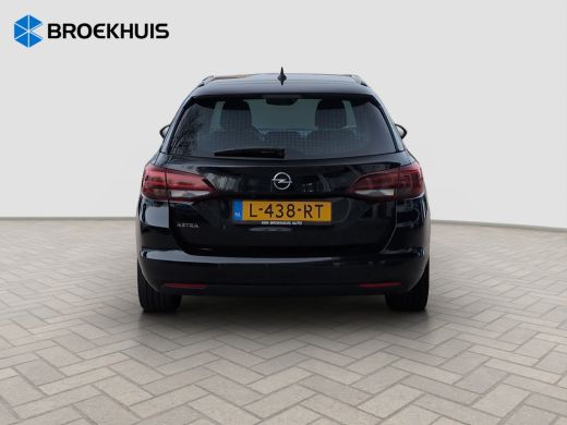 Opel Astra 1.4 Ultimate | Cruise Control | Camera | AGR Stoelen | Navi | Bluetooth | | Achteruitrijcamera | ... ActivLease financial lease