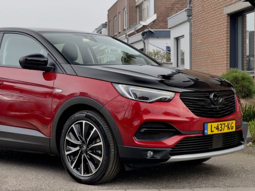 Opel Grandland X 1.6 TURBO AUT8 HYBRID4 TWO-TONE ULTIMATE 72D.KM 200PK. LEDER NAVI CAMERA APPLE-CARPLAY LED 19 INC... ActivLease financial lease