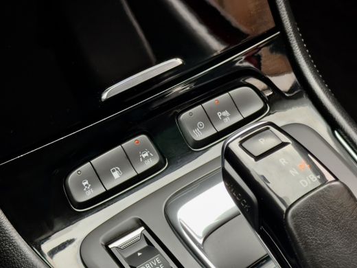 Opel Grandland X 1.6 TURBO AUT8 HYBRID4 TWO-TONE ULTIMATE 72D.KM 200PK. LEDER NAVI CAMERA APPLE-CARPLAY LED 19 INC... ActivLease financial lease