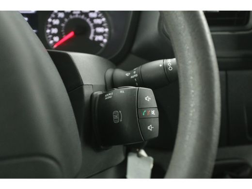 Opel Movano 2.3 Turbo 150PK L2H2 | Airco | Cruise | Camera | 3 Zits | Trekhaak | Imperiaal | Parkeersens. ActivLease financial lease