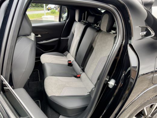 Peugeot 208 1.2 AUT8 GT-PACK 131PK PANODAK LEDER NAVI CAMERA DIGI-DASH LED LMV PDC ActivLease financial lease