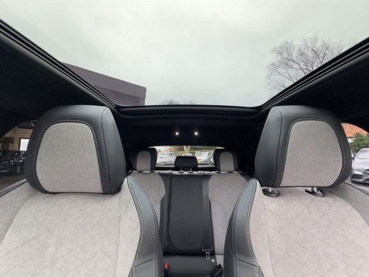 Peugeot 208 1.2 AUT8 GT-PACK 131PK PANODAK LEDER NAVI CAMERA DIGI-DASH LED LMV PDC ActivLease financial lease