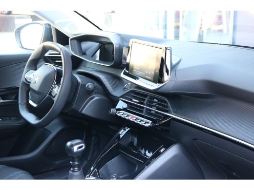 Peugeot 208 1.2 PureTech Allure Pack | Trekhaak | Adapt. cruise control | Lichtmetalen velgen | Stoelverwarmi... ActivLease financial lease