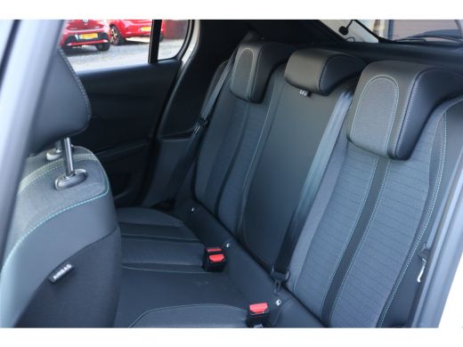 Peugeot 208 1.2 PureTech Allure Pack | Trekhaak | Adapt. cruise control | Lichtmetalen velgen | Stoelverwarmi... ActivLease financial lease
