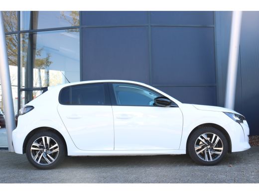 Peugeot 208 1.2 PureTech Allure Pack | Trekhaak | Adapt. cruise control | Lichtmetalen velgen | Stoelverwarmi... ActivLease financial lease