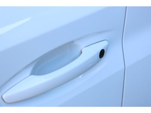 Peugeot 208 1.2 PureTech Allure Pack | Trekhaak | Adapt. cruise control | Lichtmetalen velgen | Stoelverwarmi... ActivLease financial lease