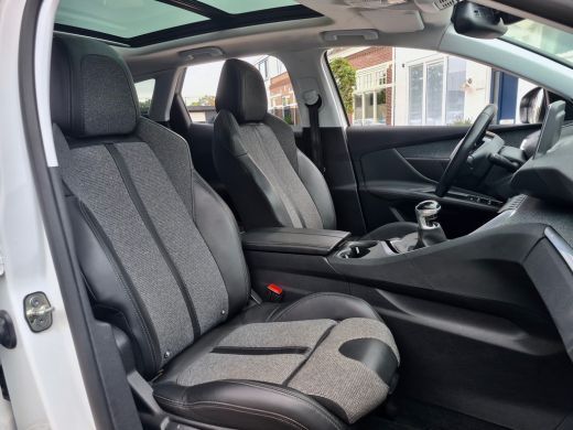 Peugeot 3008 1.6 BLUE-HDI GT-Line PANODAK SPORTLEDER 19 INCH-LMV NAVI CAMERA LED  PDC ORG.127d.KM!!! ActivLease financial lease