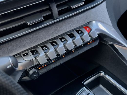 Peugeot 3008 1.6 GT-LINE HYBRID 225 BLUE AUT8 LEDER NAVI CAMERA  VIRTUAL-DASH LED LMV PDC ActivLease financial lease