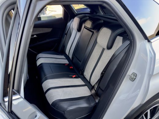 Peugeot 3008 1.6 GT-LINE HYBRID 225 BLUE AUT8 LEDER NAVI CAMERA  VIRTUAL-DASH LED LMV PDC ActivLease financial lease