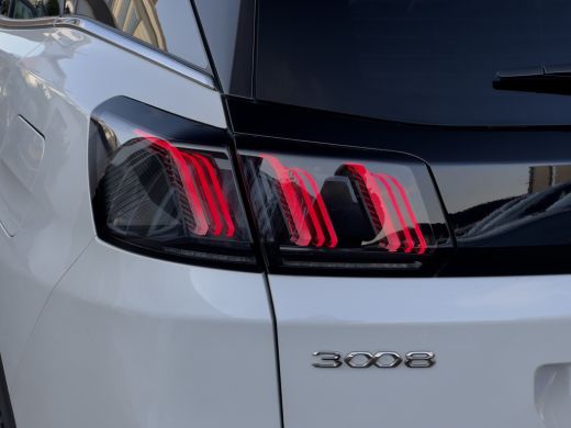 Peugeot 3008 1.6 GT-LINE HYBRID 225 BLUE AUT8 LEDER NAVI CAMERA  VIRTUAL-DASH LED LMV PDC ActivLease financial lease