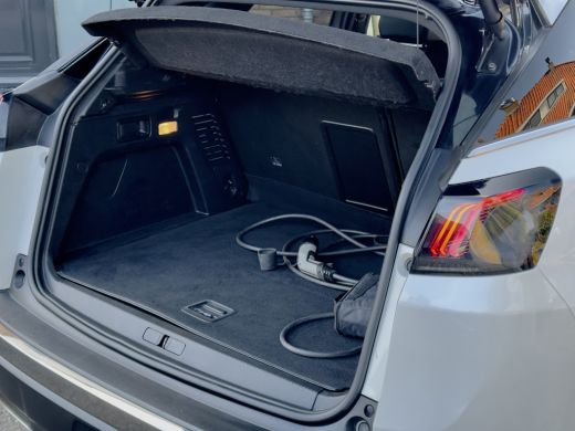 Peugeot 3008 1.6 GT-LINE HYBRID 225 BLUE AUT8 LEDER NAVI CAMERA  VIRTUAL-DASH LED LMV PDC ActivLease financial lease