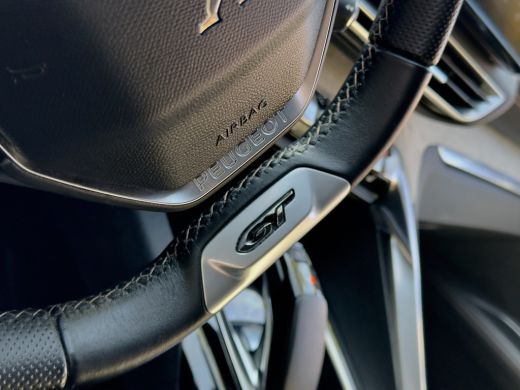 Peugeot 3008 1.6 GT-LINE HYBRID 225 BLUE AUT8 LEDER NAVI CAMERA  VIRTUAL-DASH LED LMV PDC ActivLease financial lease