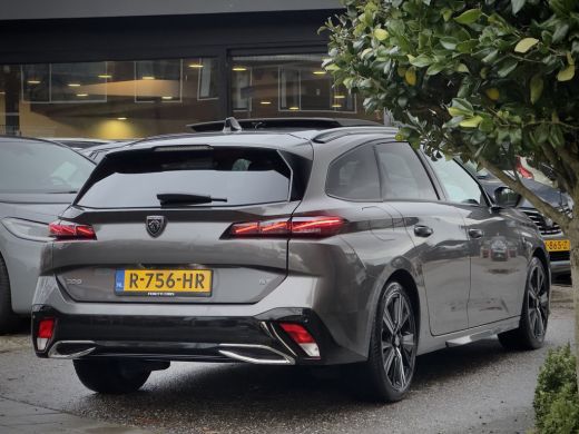 Peugeot 308 SW 1.2 AUT8 GT-PACK SL.37D.KM! PANODAK LEDER NAVI CAMERA DIGI-DASH APPLE-CARPLAY LED LMV PDC ActivLease financial lease