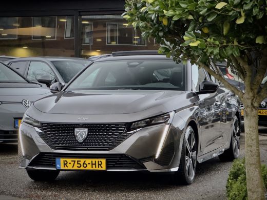 Peugeot 308 SW 1.2 AUT8 GT-PACK SL.37D.KM! PANODAK LEDER NAVI CAMERA DIGI-DASH APPLE-CARPLAY LED LMV PDC ActivLease financial lease