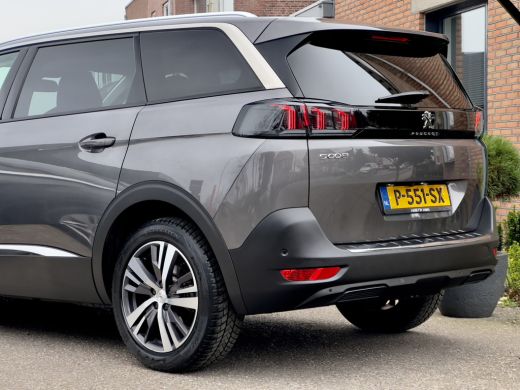 Peugeot 5008 1.2 AUT8 PURETECH ALLURE PACK. 7PERS LEDER NAVI CAMERA APPLE-CARPLAY DIGI-DASH LED LMV PDC ActivLease financial lease