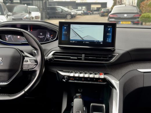 Peugeot 5008 1.2 AUT8 PURETECH ALLURE PACK. 7PERS LEDER NAVI CAMERA APPLE-CARPLAY DIGI-DASH LED LMV PDC ActivLease financial lease