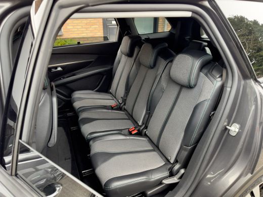 Peugeot 5008 1.2 AUT8 PURETECH ALLURE PACK. 7PERS LEDER NAVI CAMERA APPLE-CARPLAY DIGI-DASH LED LMV PDC ActivLease financial lease