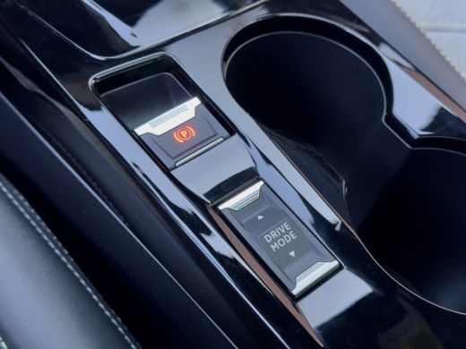 Peugeot e-2008 91,4% SOH 79D.KM!! PANODAK LEDER NAVI CAMERA DIGI-DASH APPLE-CARPLAY LED LMV PARK-ASSIST PDC ActivLease financial lease