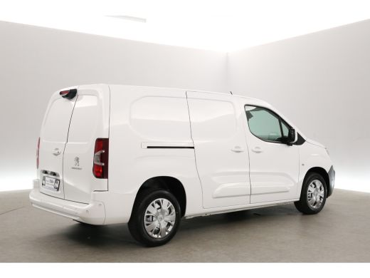 Peugeot Partner 1.5 BlueHDI EAT8 130PK L2 | Aut. | Clima | Adap. Cruise | Camera | Carplay | Stoelverw. | 2xSchui... ActivLease financial lease