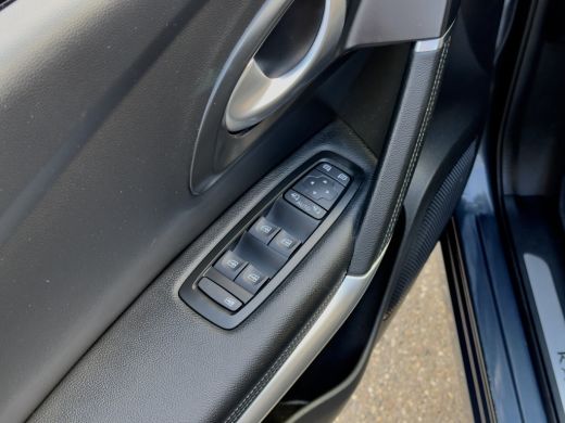 Renault Kadjar 1.3 TCe AUT7 INTENS LEDER NAVI CAMERA AIRCO PARK-ASSIST LED LMV PDC ActivLease financial lease