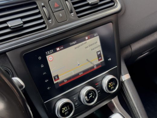 Renault Kadjar 1.3 TCe AUT7 INTENS LEDER NAVI CAMERA AIRCO PARK-ASSIST LED LMV PDC ActivLease financial lease