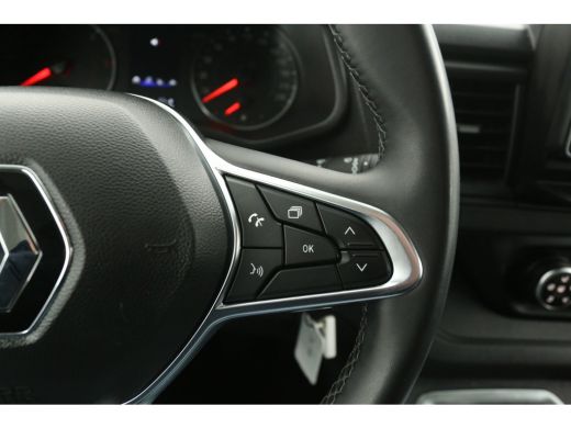 Renault Trafic 2.0 Blue dC1 150 L2H1 | Automaat | Airco | Camera | Cruise | 3 Zits | Trekhaak | Carplay | LED ActivLease financial lease