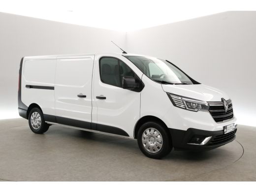 Renault Trafic 2.0 Blue dC1 150 L2H1 | Automaat | Airco | Camera | Cruise | 3 Zits | Trekhaak | Carplay | LED ActivLease financial lease