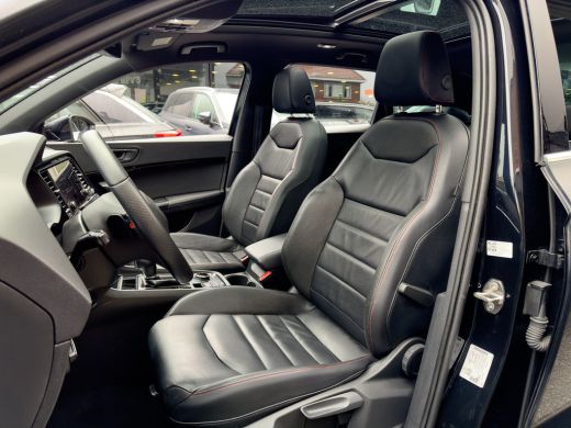 Seat Ateca 1.5 TSI AUT7 FR INTENSE 150PK PANODAK LEDER NAVI CAMERA360 DIGI-DASH CARPLAY LED LMV PDC ActivLease financial lease