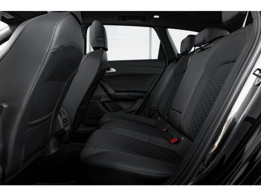 Seat Leon Sportstourer 1.5 TSI eHybrid 204pk FR Business | Panoramadak | Camera | Dodehoekassistent | 17" ActivLease financial lease