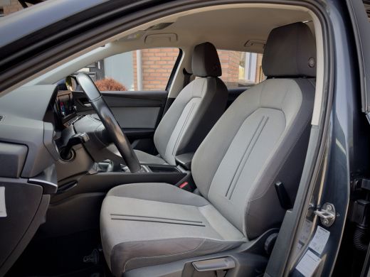 Seat Leon Sportstourer 1.5 TSI STYLE APPLE-CARPLAY PARK-ASSIST AIRCO LED LMV PDC ActivLease financial lease