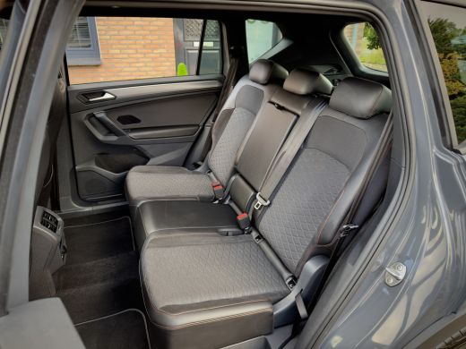 Seat Tarraco 1.4 TSI FR e-Hybrid AUT6 PHEV PANODAK SPORT-INT NAVI DIGI-DASH APPLE-CARPLAY LED LMV-20INCH PDC ActivLease financial lease