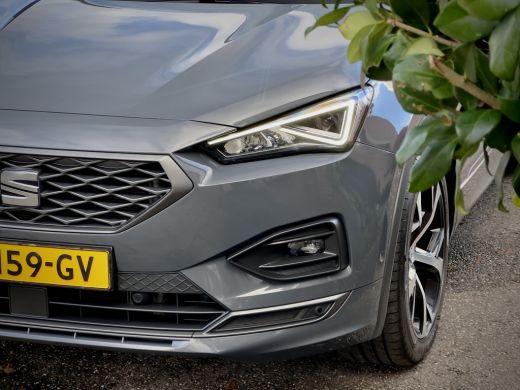 Seat Tarraco 1.4 TSI FR e-Hybrid AUT6 PHEV PANODAK SPORT-INT NAVI DIGI-DASH APPLE-CARPLAY LED LMV-20INCH PDC ActivLease financial lease
