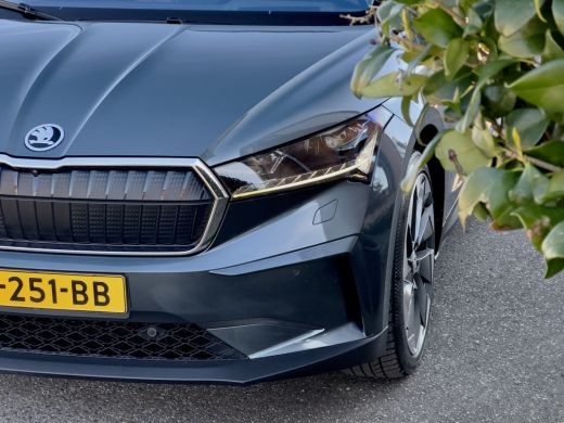 Skoda Enyaq iV 80. PANODAK VOL-LEDER NAVI CAMERA360 DIGI-DASH APPLE-CARPLAY LED 22 INCH-LMV PDC ActivLease financial lease