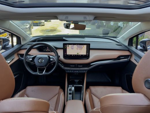 Skoda Enyaq iV 80. PANODAK VOL-LEDER NAVI CAMERA360 DIGI-DASH APPLE-CARPLAY LED 22 INCH-LMV PDC ActivLease financial lease