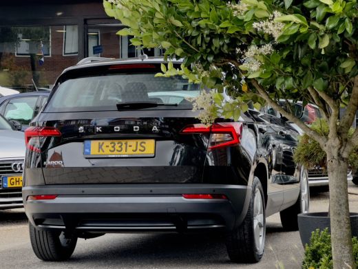 Skoda Karoq 1.0 TSI EDITION DESIGNO-INT NAVI AIRCO APPLE-CARPLAY PARK-ASSIST LED LMV PDC ActivLease financial lease