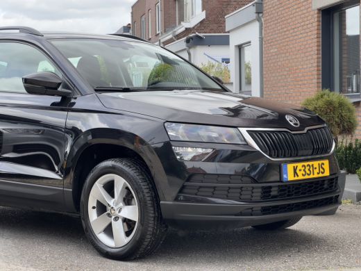Skoda Karoq 1.0 TSI EDITION DESIGNO-INT NAVI AIRCO APPLE-CARPLAY PARK-ASSIST LED LMV PDC ActivLease financial lease