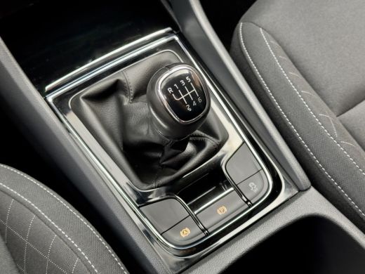 Skoda Karoq 1.0 TSI EDITION DESIGNO-INT NAVI AIRCO APPLE-CARPLAY PARK-ASSIST LED LMV PDC ActivLease financial lease