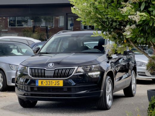 Skoda Karoq 1.0 TSI EDITION DESIGNO-INT NAVI AIRCO APPLE-CARPLAY PARK-ASSIST LED LMV PDC ActivLease financial lease