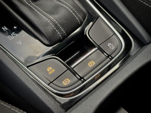 Skoda Karoq 1.5 TSI ACT AUT7 SPORTLINE NAVI CAMERA DIGI-DASH APPLE-CARPLAY LED LMV PDC ActivLease financial lease