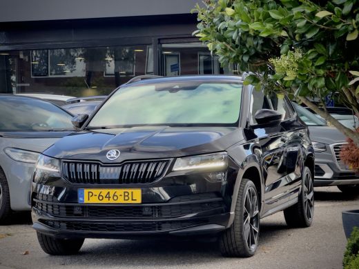 Skoda Karoq 1.5 TSI ACT AUT7 SPORTLINE NAVI CAMERA DIGI-DASH APPLE-CARPLAY LED LMV PDC ActivLease financial lease